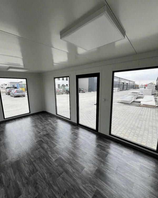 10m x 4m Prefabricated Shipping Container Office - Image 6