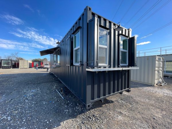 40ft Modified Shipping Container Bar - Image 2