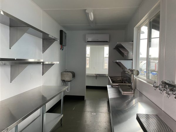 40ft Modified Shipping Container Bar - Image 10