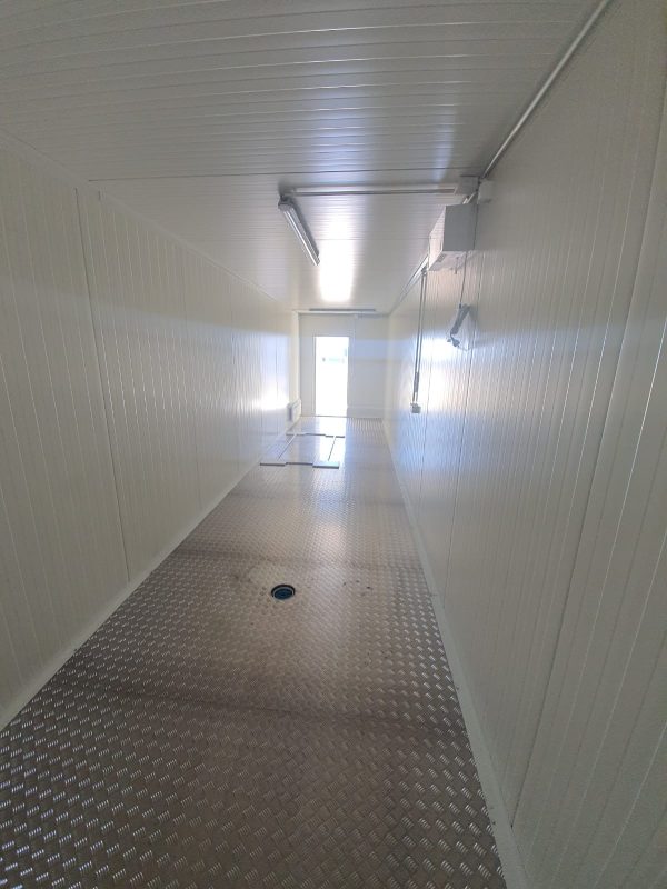 40ft New Insulated Shipping Container – Temperature-Stable Steel Storage Unit