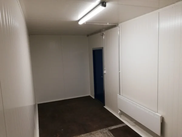 40ft New Insulated Shipping Container – Temperature-Stable Steel Storage Unit